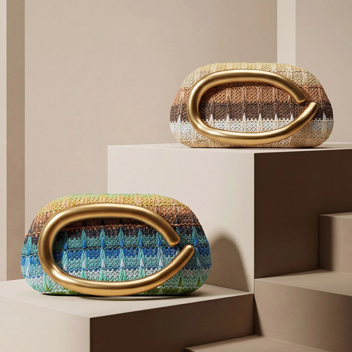 Stylish and colorful woven women's evening bag luxurious metal buckle box shaped clutch gold chain crossbody party evening bag