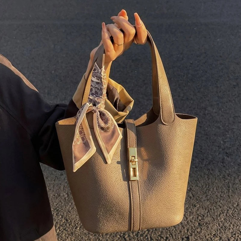 Women's Genuine Leather Handbags Bucket Bag Fashion Tote Small to Big Luxury Quality Designer Lady's Hand Bags