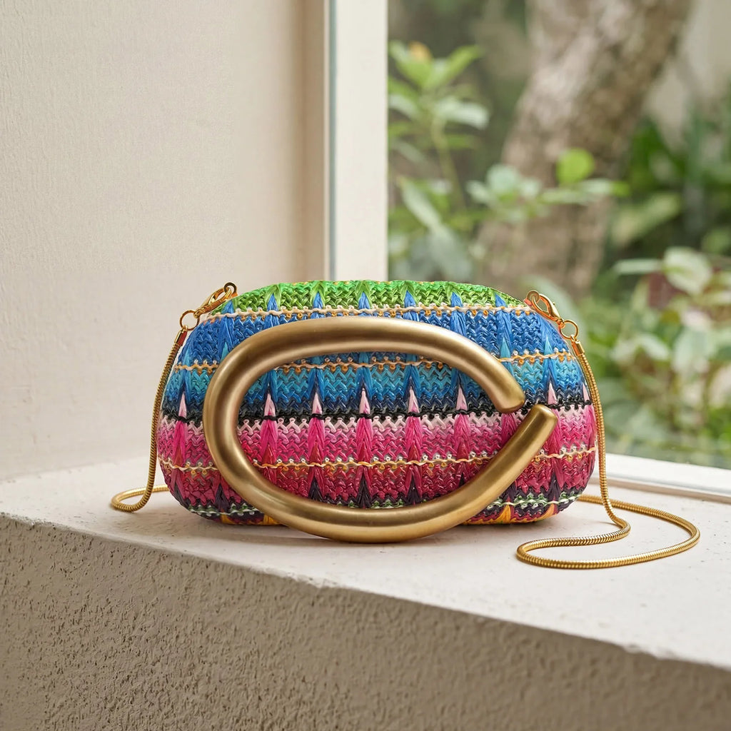 Stylish and colorful woven women's evening bag luxurious metal buckle box shaped clutch gold chain crossbody party evening bag