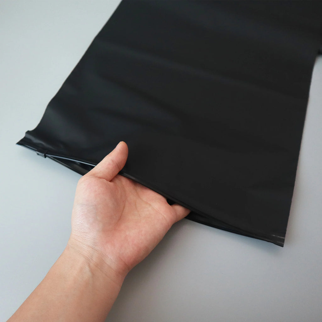 Custom black zipper bags, Matte black zip lock bag,Shopping bags,Packing bags,Clothing Bags for Tshirt Hoodies Package