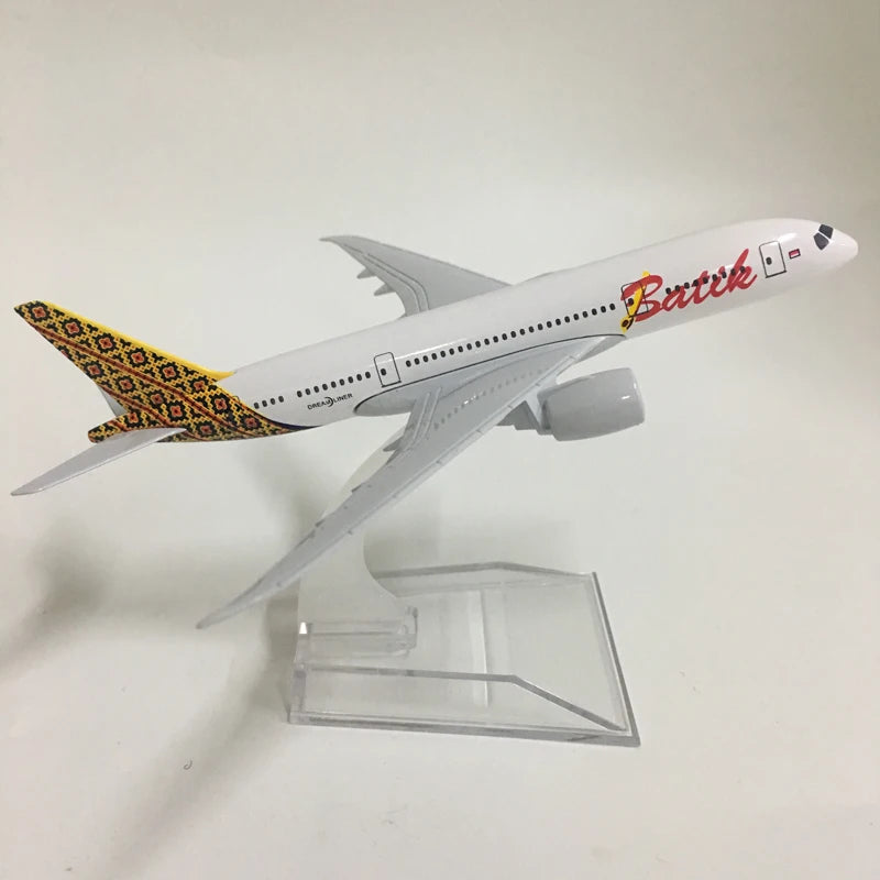 JASON TUTU 16cm Indonesia Batik Boeing 787 Model Airplane Diecast Metal 1/400 Scale Planes