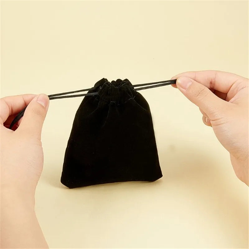 20/50 Pieces Black Velvet Dice bag Packing bags 7*9cm / 9*12cm Drawstring bags & Pouches for Board Games Card Game