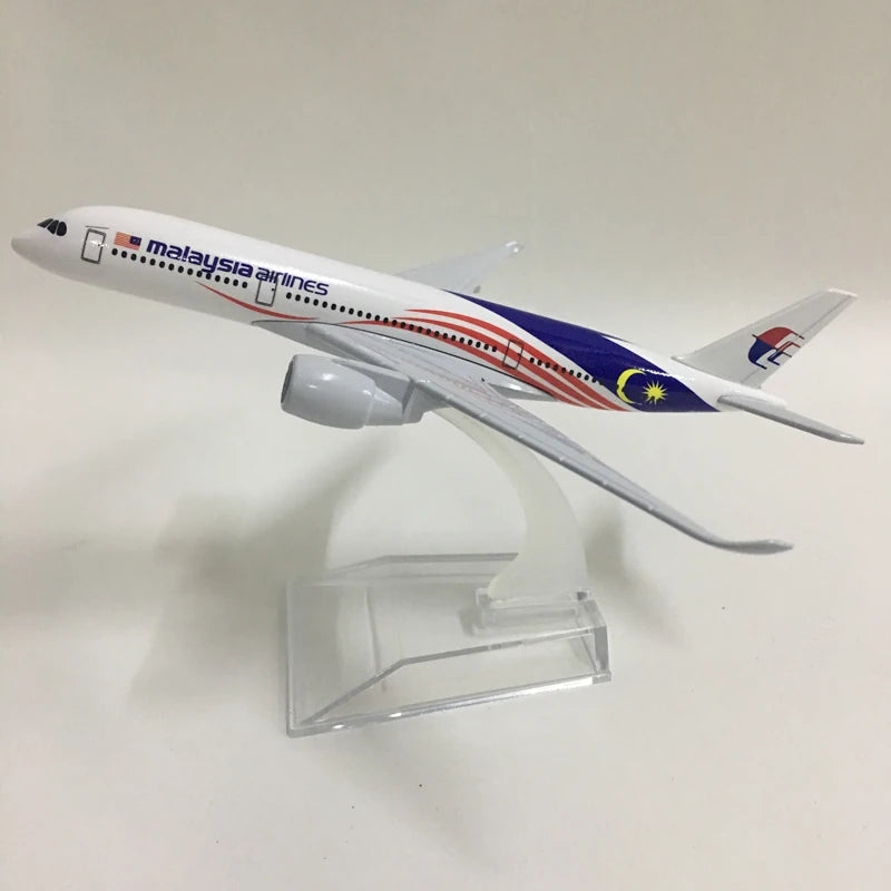 JASON TUTU 16cm Malaysia Airlines Airbus A350 Model Airplane Diecast Metal 1/400 Scale Plane