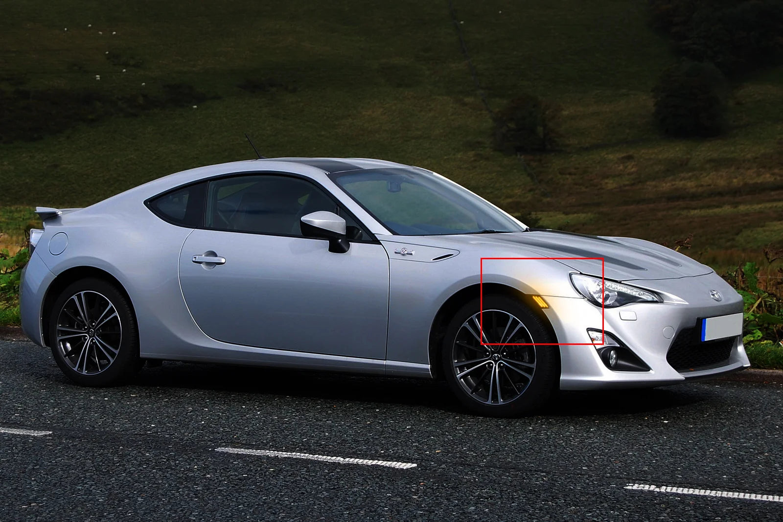 Pair Front Bumper Side Indicator Marker Light For 2013-2019 Subaru BRZ & 2017+ Toyota 86