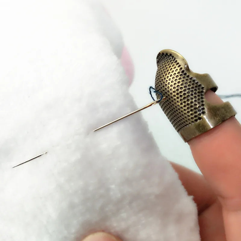1PCS Retro Finger Protector Antique Thimble Ring Handworking Needle Thimble Needles Craft Household DIY Sewing Tools Accessories
