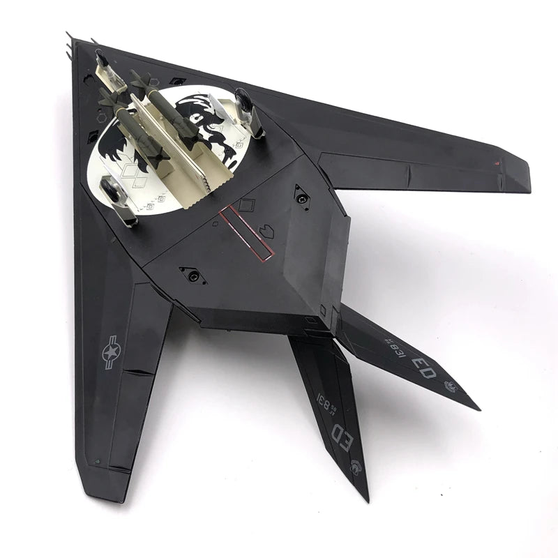 1 / 72 USAF F-117A fighter  Finished alloy aircraft model