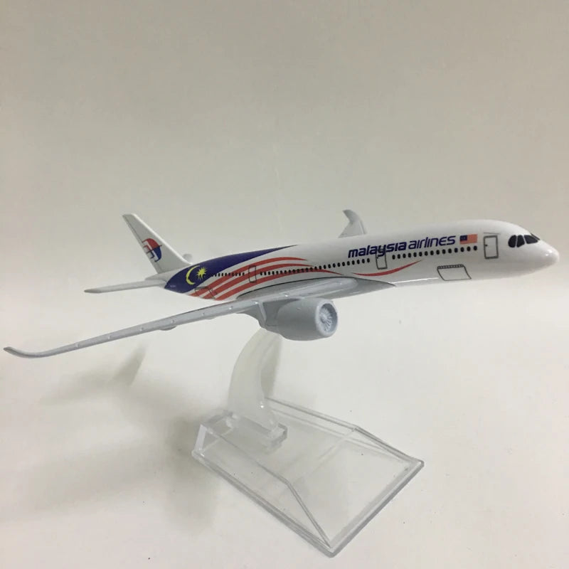 JASON TUTU 16cm Malaysia Airlines Airbus A350 Model Airplane Diecast Metal 1/400 Scale Plane