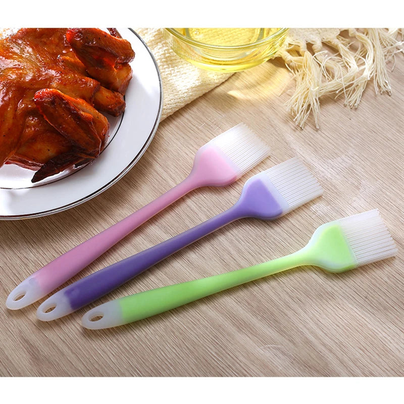 Silicone BBQ Basting Brush Pastry Bread Oil Cooking Kitchen Tool / Pinceau en silicone BBQ pâtisserie cuisine camping