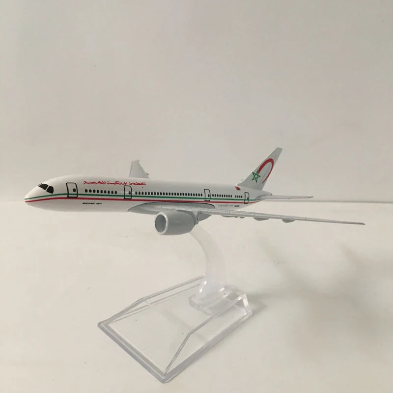 JASON TUTU 16cm Royal Air Maroc Boeing 787 Airplane Model Airplane Diecast Metal 1/400 Scale Planes