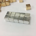 Luxury 10Pcs/Set 8mm Metal Copper Square Corner Dice Cube Chess Piece Right Angle Cube For Puzzle Board Game