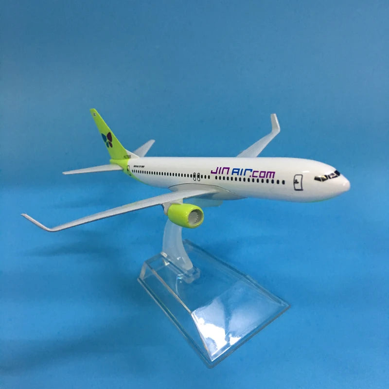JASON TUTU 16cm Korean JINAIR Boeing 737 Plane Model Airplane Model Aircraft Model Diecast Metal 1:400 Airplanes Plane Toy Gift