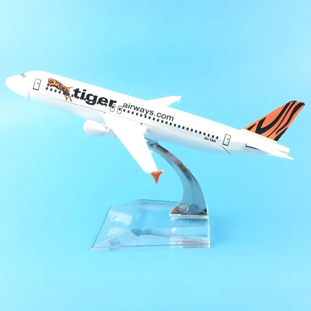 JASON TUTU 16cm Tiger Airways Airbus A320  Airplane Model Airplane Diecast Metal 1/400 Scale Planes