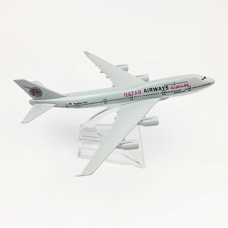 JASON TUTU 16cm Qatar Airways Aeroplane Model Boeing 747 Aircraft Model Planel Airplane Diecast Metal 1/400 Scale Planes