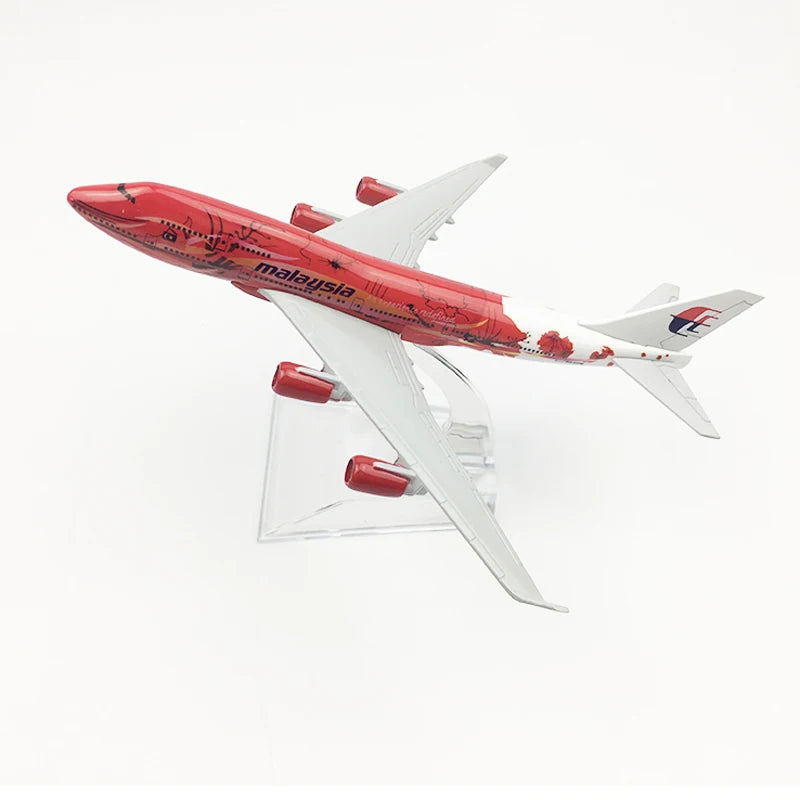JASON TUTU 16cm  Malaysia Airlines big Red flower Boeing 747 Aircraft Model Planel Airplane Diecast Metal 1/400 Scale Planes