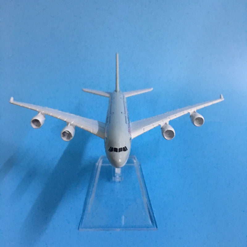 JASON TUTU 16cm QATAR Airways Airbus A380 Airplane Model Airplane Diecast Metal 1/400 Scale Planes