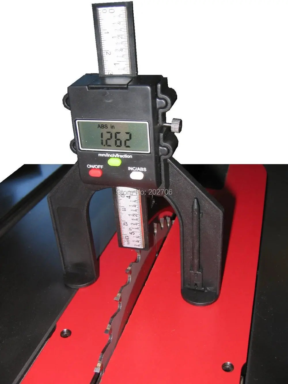 Digital Depth Gauge Digital Tread Depth Gauge LCD Magnetic Self Standing Aperture 80mm Hand Routers