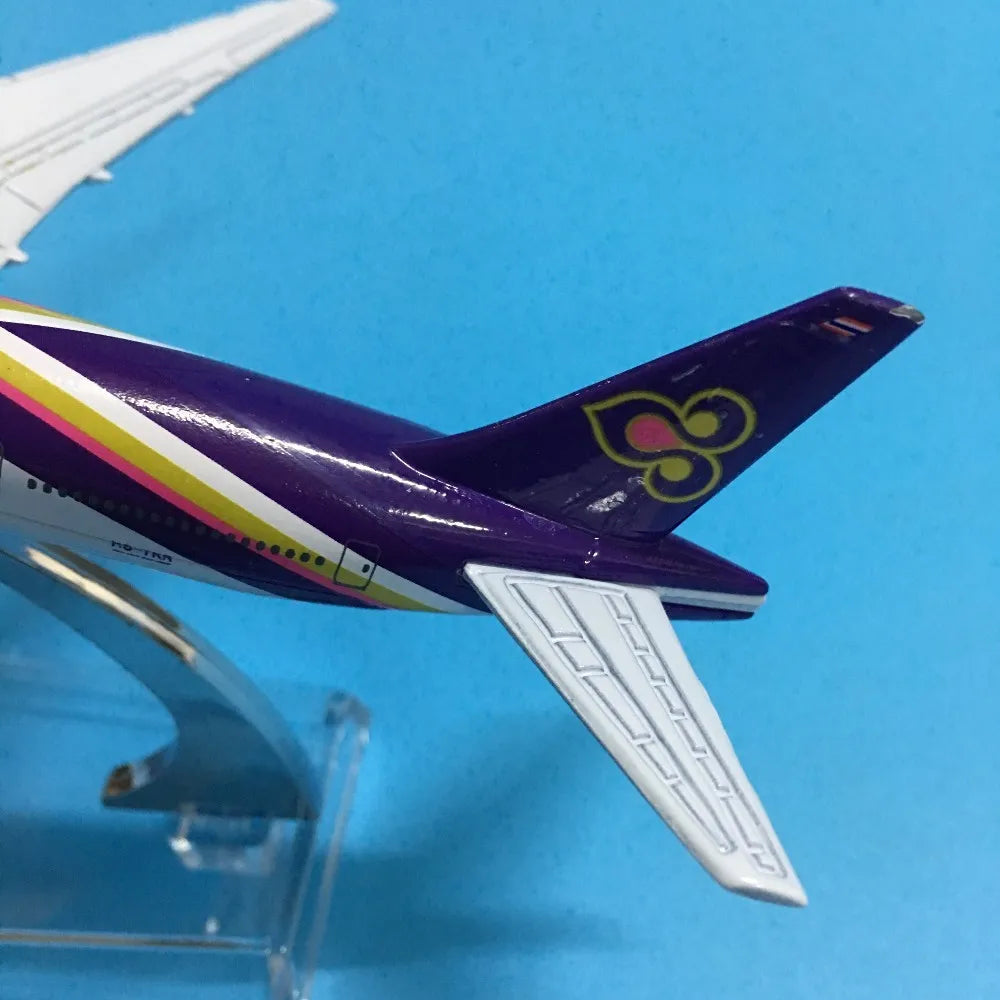 JASON TUTU 16cm Thai Boeing 777 Airplane Model Airplane Diecast Metal 1/400 Scale Planes