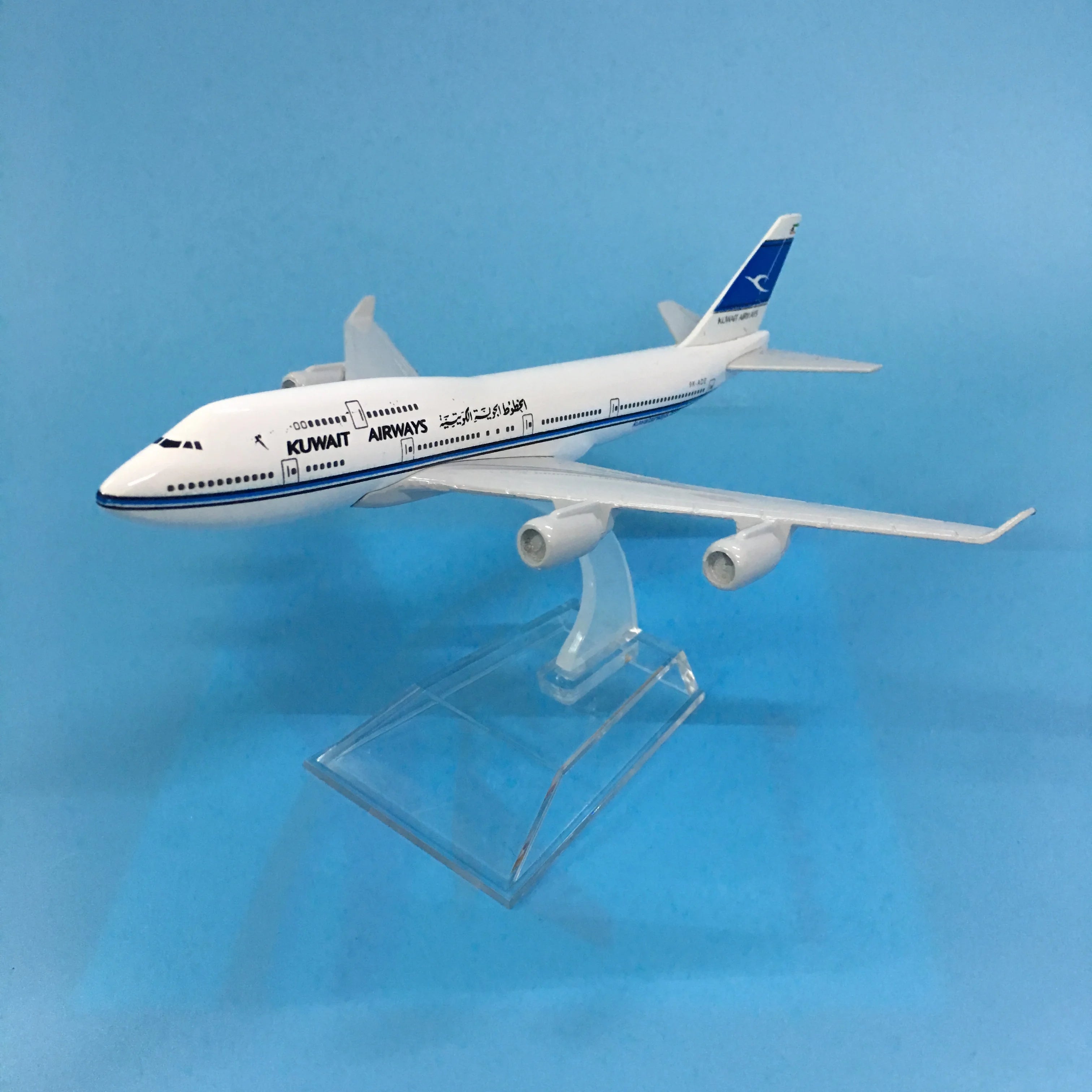 JASON TUTU 16cm Kuwait Airways Boeing B747 Airplane Model Airplane Diecast Metal 1/400 Scale Planes ﻿