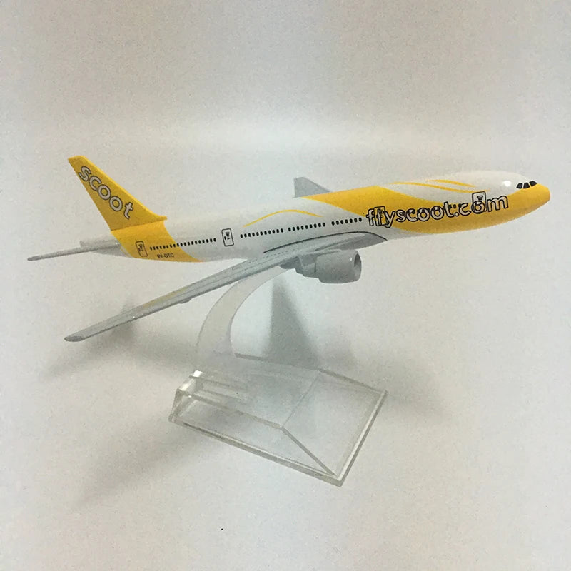 JASON TUTU 16cm Singapore Scoot Flyscoot B777 Plane Airplane Model Aircraft Model Diecast Metal 1/400 Scale Planes