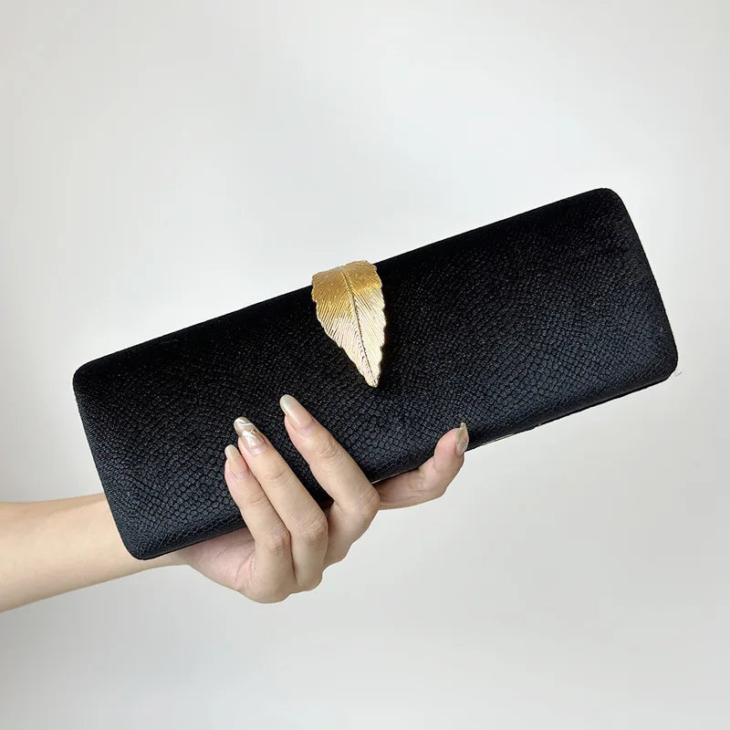 2023 New Velvet Women Wedding Dinner Cluth Bags Laves Clutch Long Purse Dinner Wallets With Chain Drop Shipping