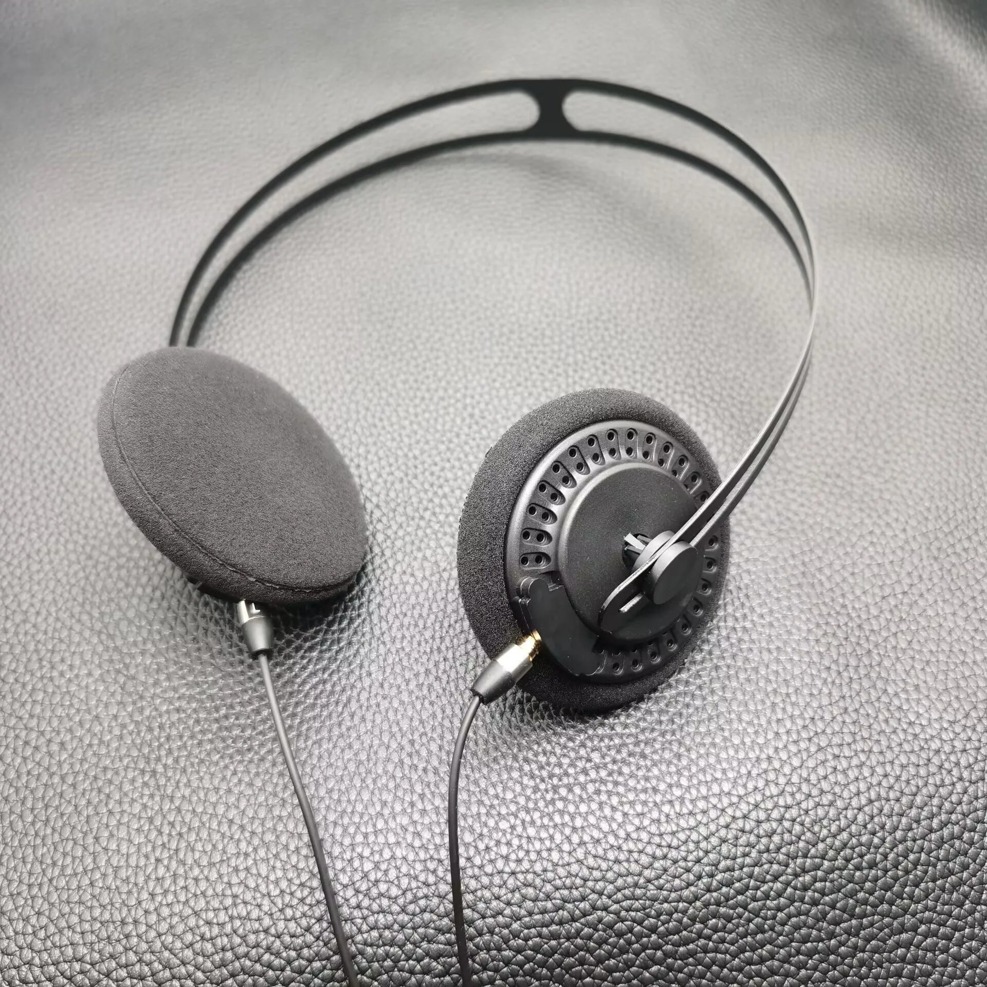 Poyatu Retro Headphone Stereo Open On-ear Lightweight Headset Earphones 50mm Unit Detachable MMCX Cable Metal Headband