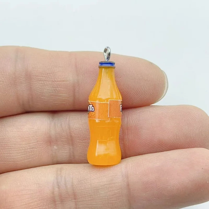 10Pcs Random Mixed Mini Liquor Bottle Resin Charms Simulation Drink Bottle Pendant DIY Handmade Jewelry Keychain Accessories
