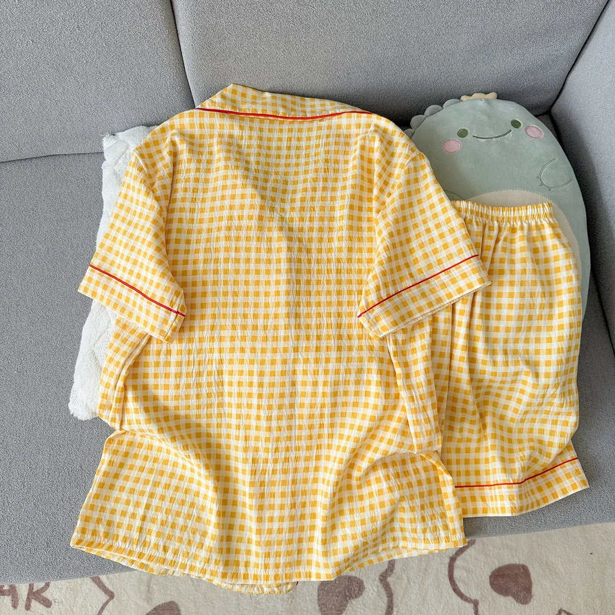 Women's Summer Pajamas, Thin Plaid Pattern Short-Sleeved Shorts, Sweet and Cute, Can Be Worn Outside in Summer, Two-Piece Home Wear Set