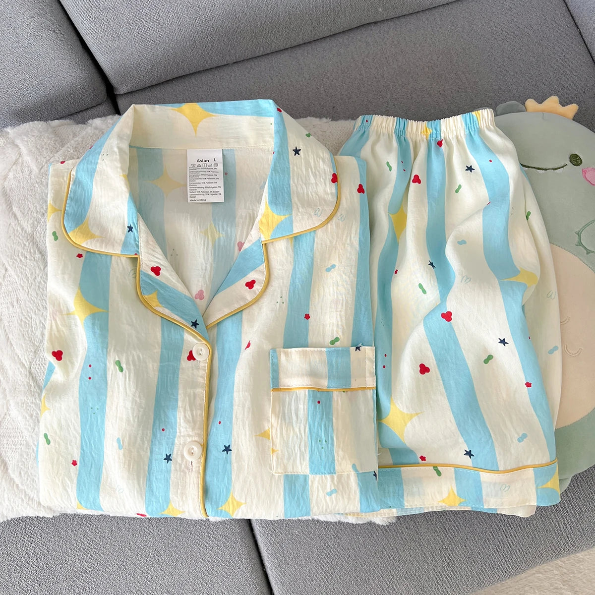 Women's Summer Pajamas, Thin Striped Pattern Short-Sleeved Shorts, Sweet and Cute, Can Be Worn Outside in Summer, Two-Piece Home Wear Set