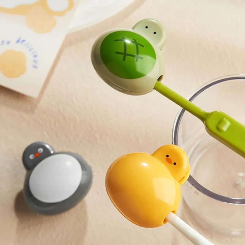 Portable Toothbrush Head Cover Dustproof Protective Cap Plastic Clip For Household Travel Bathroom