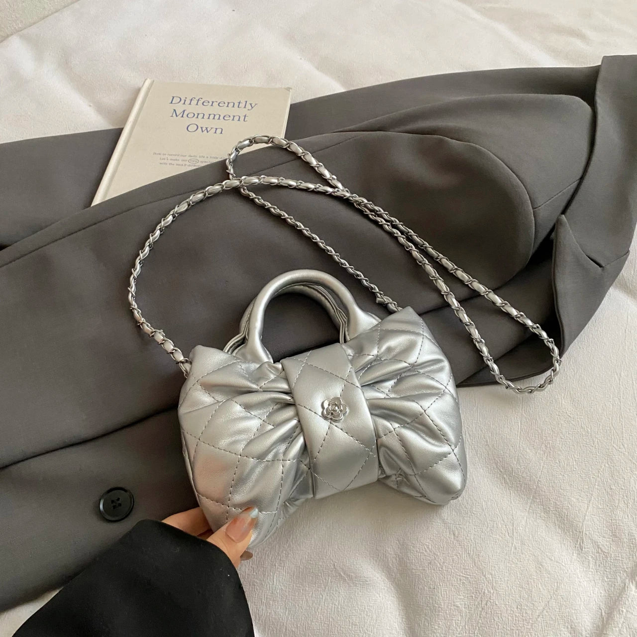 Super Mini Crossbody Bag With Short Handle Clutch Bag Fashion Handbag Silver Bag Lady Girls Trend Coin Purse Trend Lipstick Bag