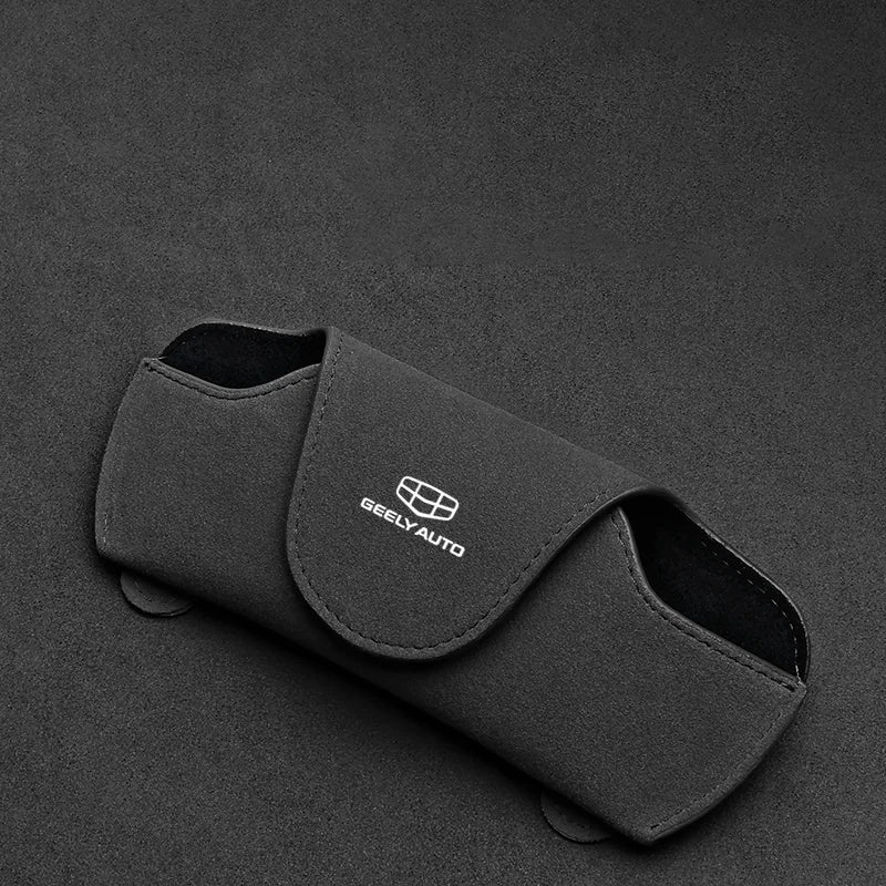 For GEELY Monjaro Manjaro Xingyue L KX11  Binyue C00L Coolray Boyue L Atlas Car Glasses Box Sunglasses Storage Clip