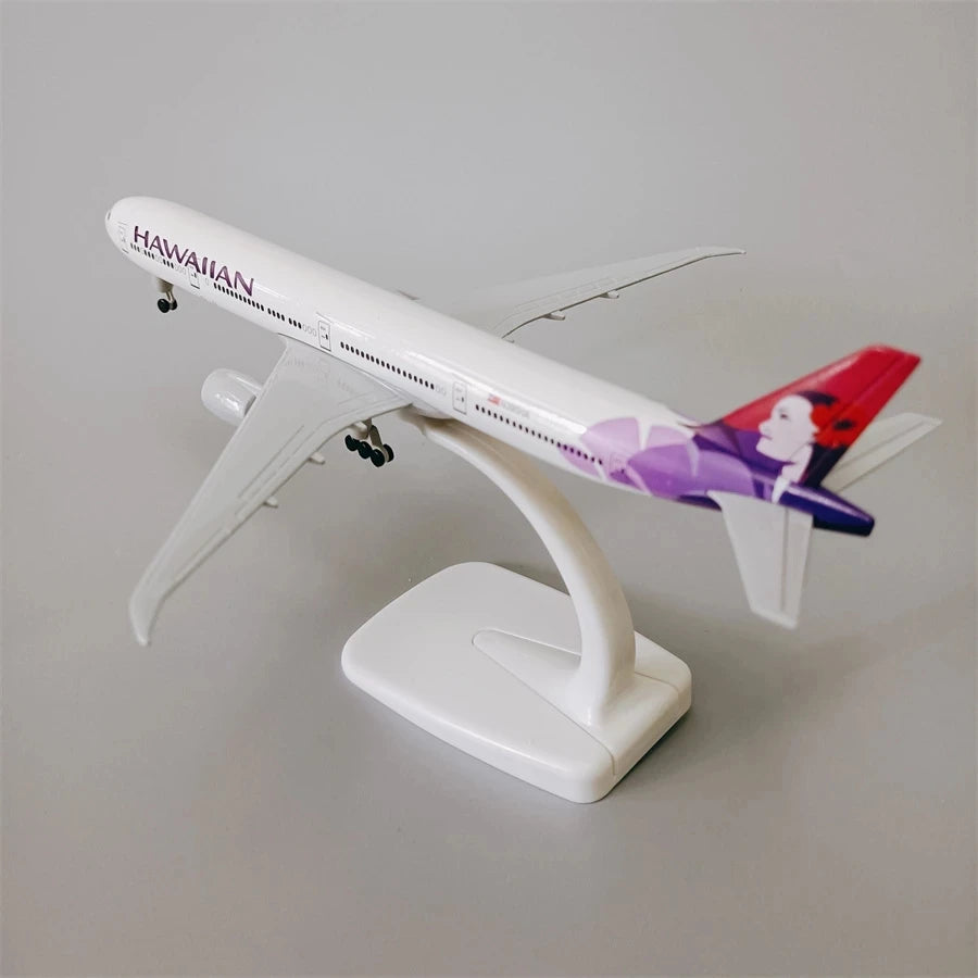 20CM Hawaii Die-cast Toys Metal Alloy Aircraft Model B777 Airline Scale Plane Aviation Airplane Airplanes Decoration Toy Model