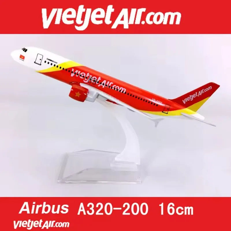 16CM Aircraft Model 1:400 For A320 Vietjet Airlines Alloy Aircraft with Bracket Decoration Alloy Metal Model