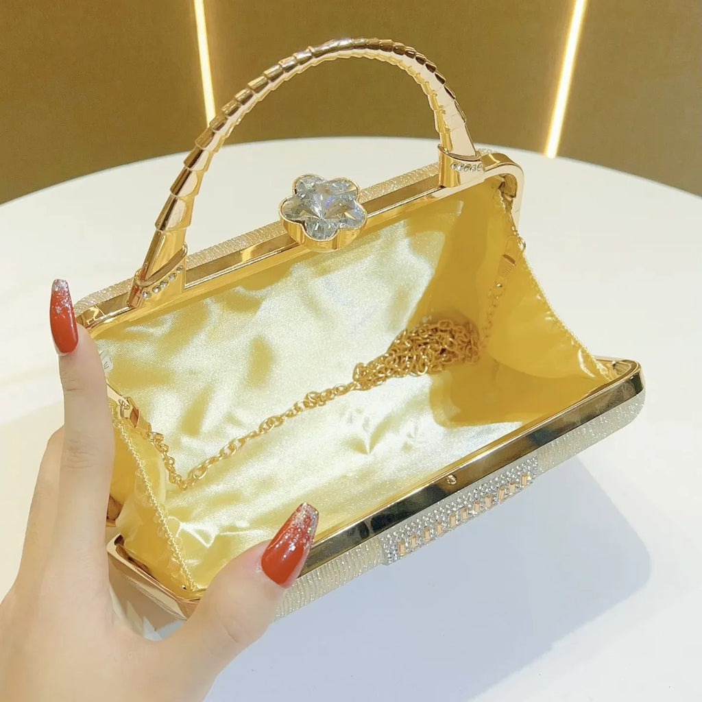 Rhinestone Elegant Evening Clutch Women’s Stylish Luxury Handbag Chic Refined Dignified Purse Perfect for Banquet Dinner Party