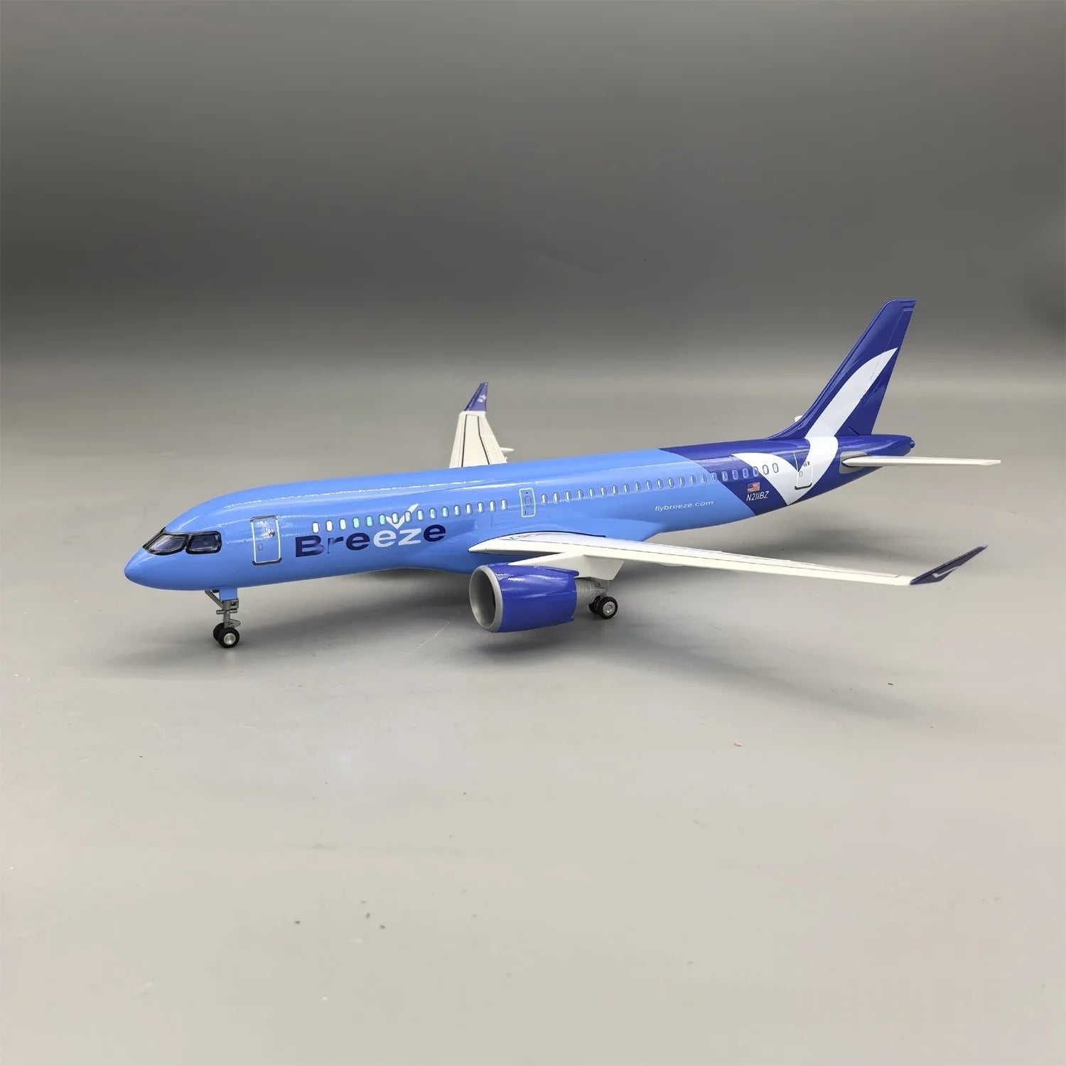 1/100 Scale A220-300 American Breeze 38cm Model Airplane Diecast Resin Planes Toy With LED Light Wheels For Collection Ornaments