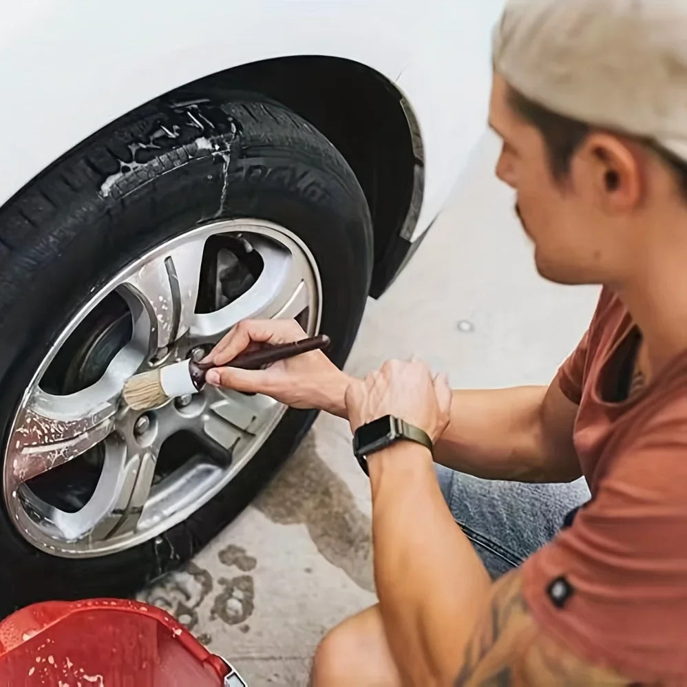Ultra-Soft Car Detail Brushes - Perfect for Cleaning Badge Wheels, Interior Decorations, And Air Vents.