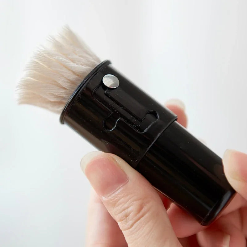 Barbecue Brush with Bottle Home High Temperature Resistance Oil Brush Food Grade Silicone Baking Tools Barbecue Oil Bottle Brush