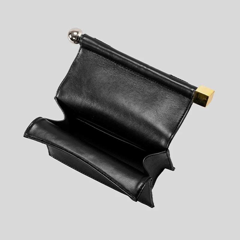 Luxury Designer Handbag for Women New Fashion Take-out Clutch with Metal Dreses Purses Prom Bag for Ladies Crossbody Bag