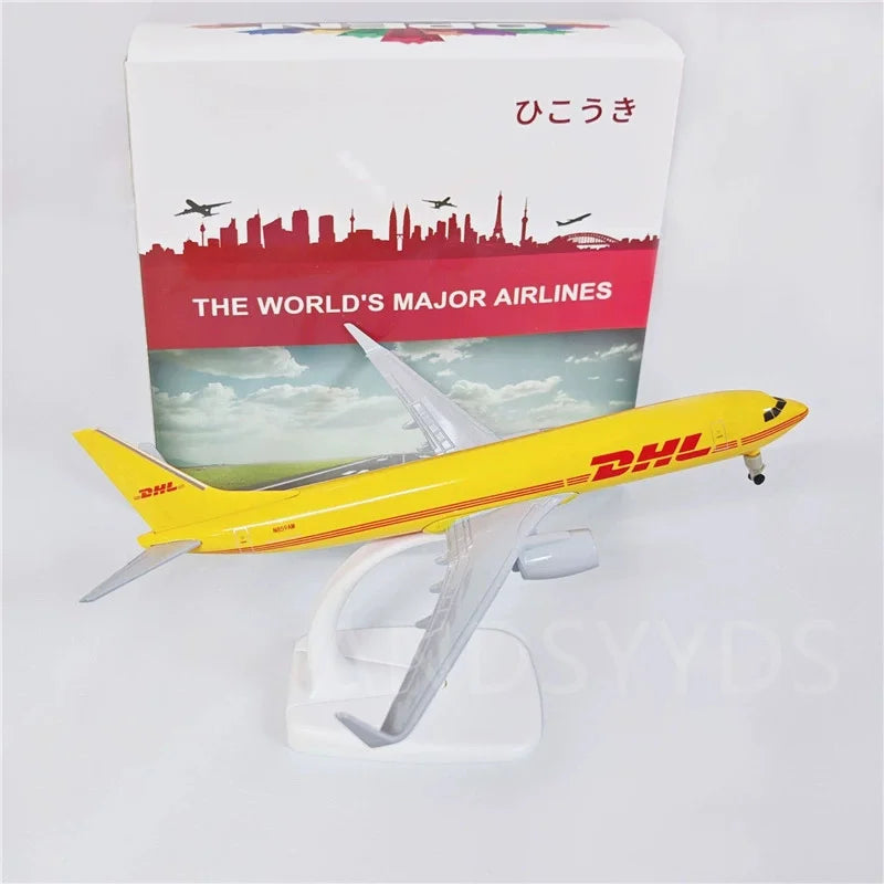 1:300 Scale 20cn DHL Airlines 737 Airplane Models Alloy Diecast Airplane Model Toy Aircraft Plane Model Toy for Collection