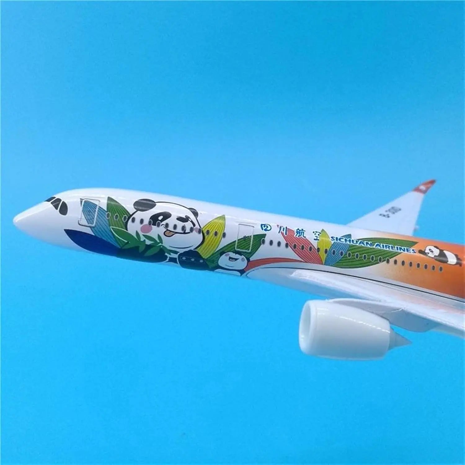 Aircraft Model Alloy Simulation 20CM for Sichuan Airlines for Airbus A350 Simulation Panda Painting Miniature Desk Decoration
