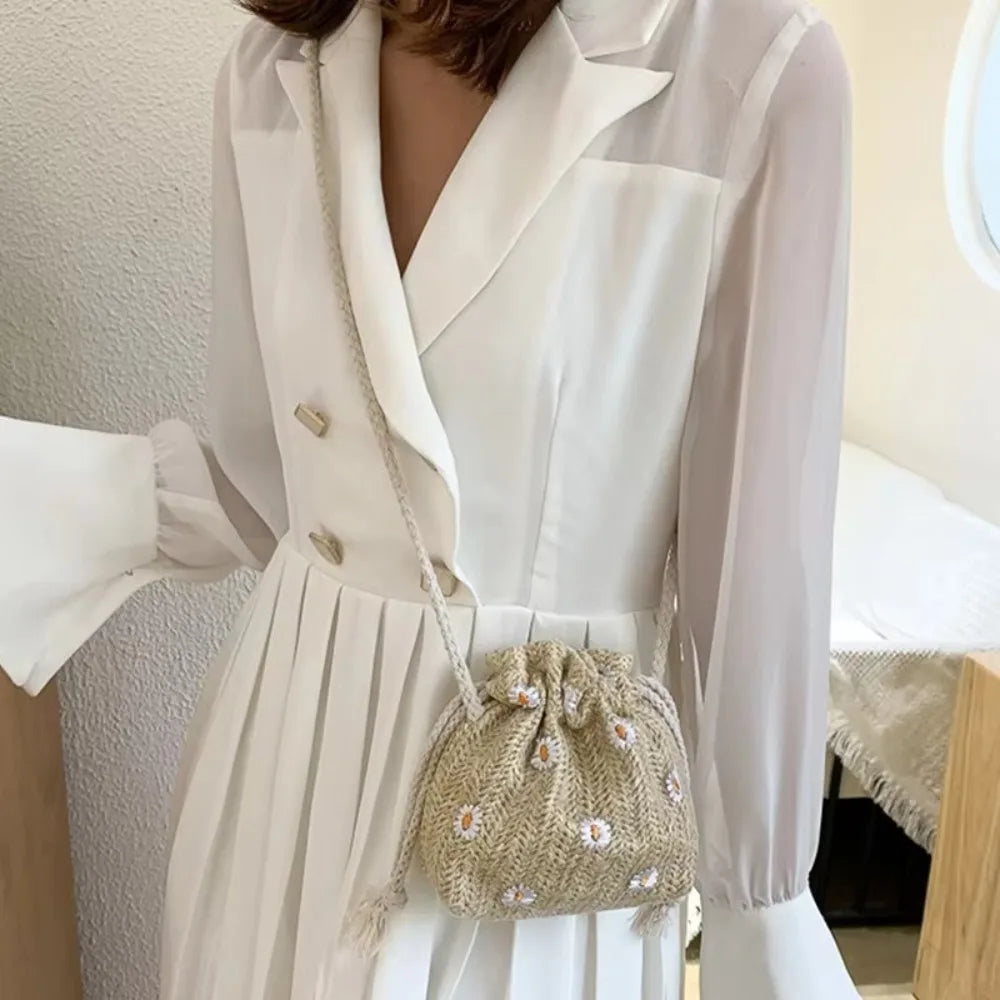 Fashion Rattan Straw Weave Bucket Bags Casual Small Beach Shoulder Bags Retro Handbags Totes Women Summer
