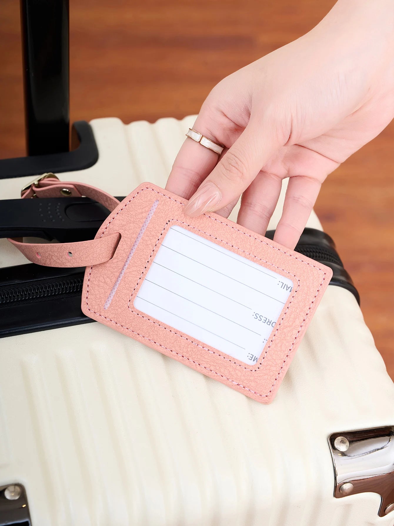 1PC Anti-lostPULeather Luggage Tag Privacy Luggage Protector Case for Suitcases and Travel Bags Men and Women Travel Accessories