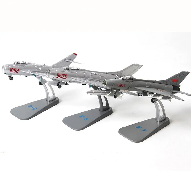 1/72 Scale Aircraft Models J-5/J-6/J-7 Airplane Model Toy alloy Finished Products Static Miniature collectible plane display gif