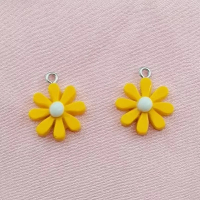 20pcs 17 * 20mm DIY resin acrylic accessories daisy sunflower pendant luggage item bracelet pendant