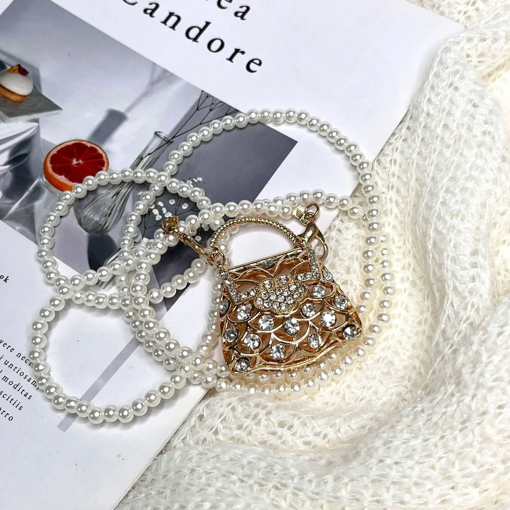 Designer Hollowed Out Heart- Haped Dinner Bags for Women  Fashionable Metal Style Shoulder Bag  Mini Accessory Bag