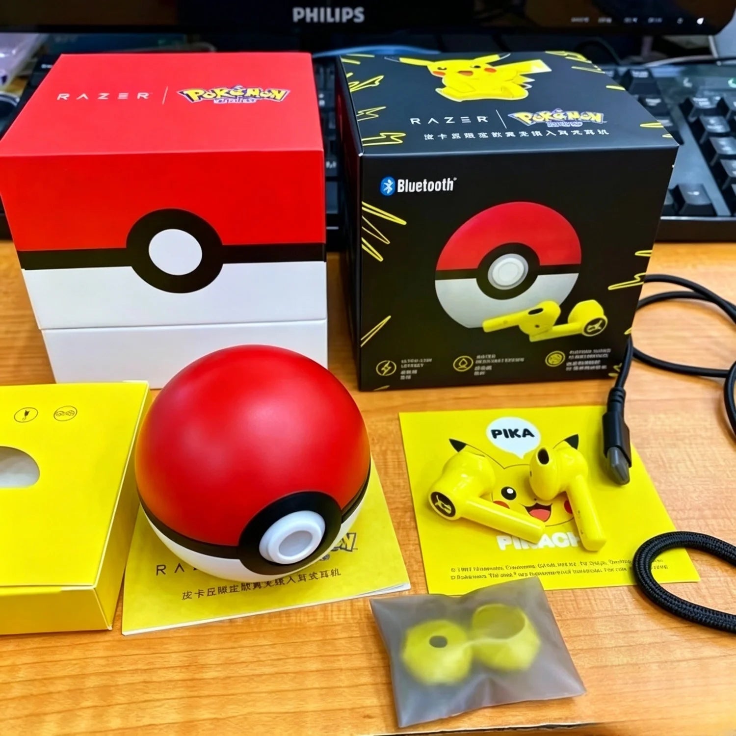 Razer Pikachu Earphones Wireless earbuds Bluetooth headphones Tws Touch Gaming Earbuds Pokeball for Iphone 18 Xiaomi android