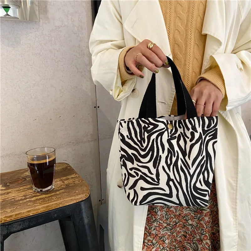 Casual Women Portable Lunch Bento Bag Retro Flower Ladies Small Handbags Thin Corduroy Female Shopper Clutch Purse Shoulder Bags