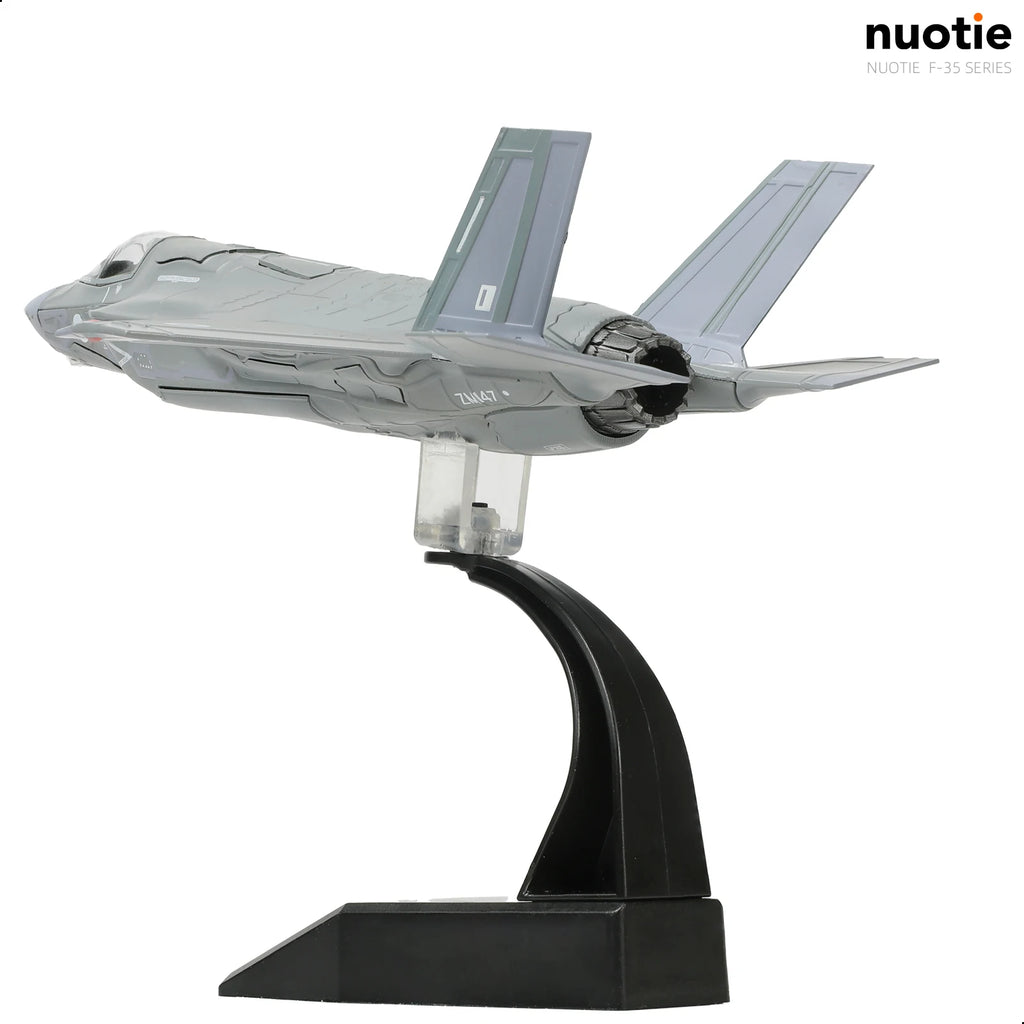 NUOTIE F-35B Lightning II 1:72 Royal Air Force Die-cast Fighter Aircraft Model with Bracket Military Pilot Gift F-35B 138EAW