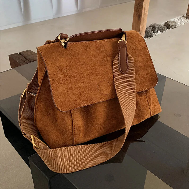 Women'S Large Capacity Crossbody Bag Elegant Button Closure, Casual Handbag, Sleek Design, Versatile Daily Commuters Tote Bags