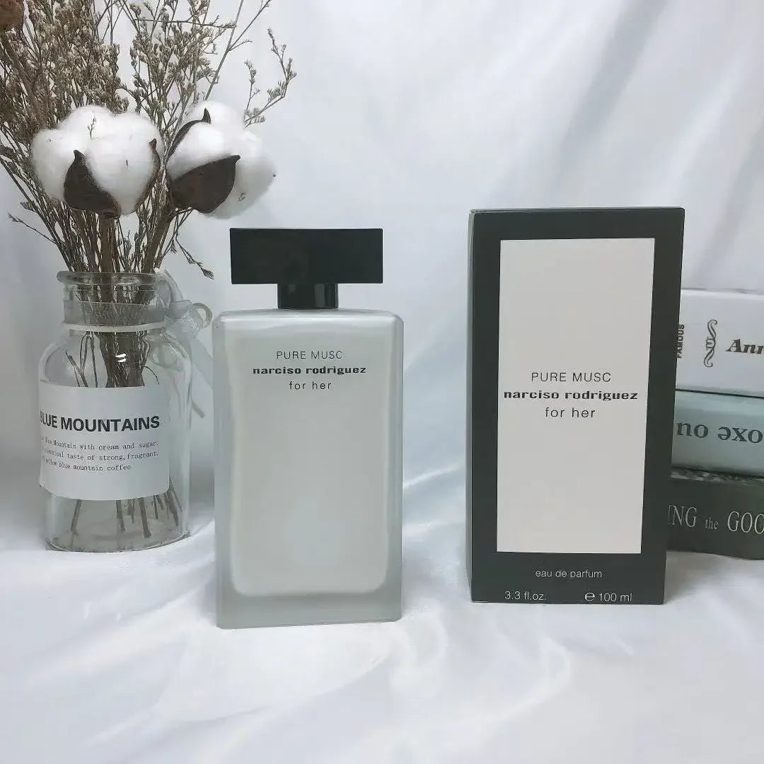 Elegant Musk Floral Eau de Toilette for Women, Luxury Pink Bottle Perfume, Day to Night Fragrance